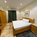 For rent furnished apartment in Jeddah Al-Faisaliah district Tahlia Street for monthly and yearly rent