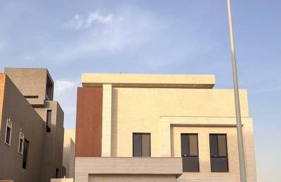 Floor For Rent in Al Faruq, Central Riyadh