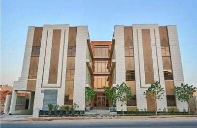 Apartment For Sale in Al Mahdiyah, West Riyadh