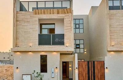 Villa for Sale on Abdulqader Bin Abdulwarith Street, Al-Mahdiyah District, Riyadh City, Riyadh Region