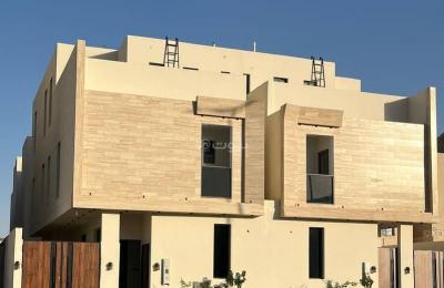 Villa consisting of 5 bedrooms for sale in Mahdia.