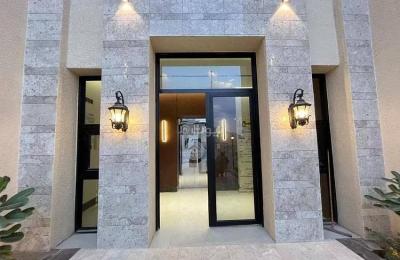 Apartment for Sale on Ibrahim Bin Muhammad Al-Zamzami Street, Al-Mahdiyah District, Riyadh City, Riyadh Region