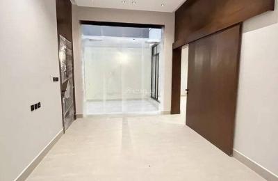 Villa for Sale on Mohammed bin Ahmed Al-Hijazi Street, Al-Mahdiyah District, Riyadh City, Riyadh Region