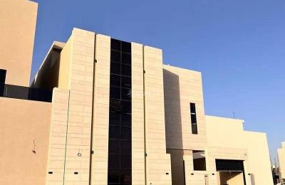 Villa for Sale on Abdulatif Bin Al-Mubarak Street, Al-Mahdiyah District, Riyadh City, Riyadh Region
