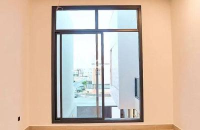 Villa for sale on Al-Sayl Al-Kabeer Street, Al-Mahdiyah District, Riyadh City, Riyadh Region.