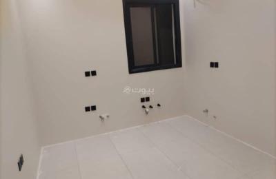 5 residential rooms for rent in Al Bayan district