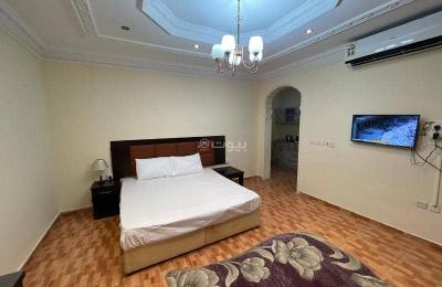 Furnished studio apartment for monthly - annual rent in Jeddah, Al Sharafiya neighborhood.