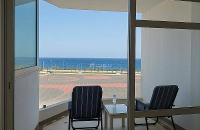 Luxury apartment with a sea view for rent in Al Shati, North Jeddah