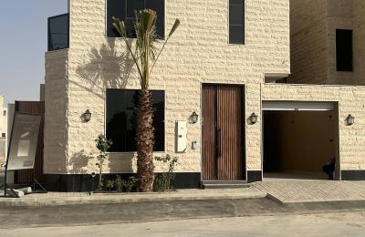 Villa for Sale in Al Mahdiyah, West Riyadh