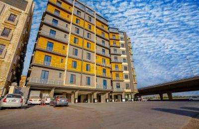 Residential building for sale in Madain Al-Fahd, Jeddah, consisting of 5 bedrooms facing north, south, west, and east.