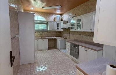 Apartment consisting of 3 bedrooms for rent in Badr, Riyadh