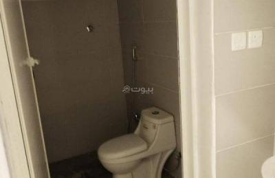 Residential apartment consisting of 5 bedrooms for rent in Al Qadisiyah