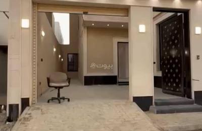 Ground floor townhouse villa for sale in Al Janadriyah neighborhood
