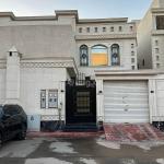 Floor in East Riyadh，Qurtubah 6 bedrooms 150000 SAR - 87756722