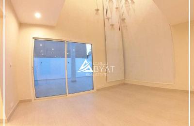 4 Bedroom Villa For Rent in Al Shati, Jeddah