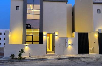 Villa for Sale in Al Mahdiyah, West Riyadh