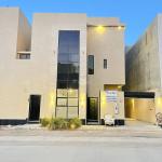 Villa consisting of 5 bedrooms for sale in Al Mahdiyya