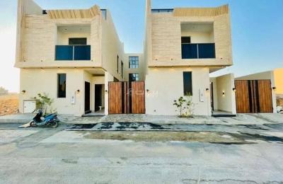Villa For Sale in Al Mahdiyah, Riyadh