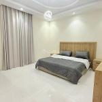 Luxurious furnished apartment for monthly and annual rent in Al-Faisaliah, Jeddah.