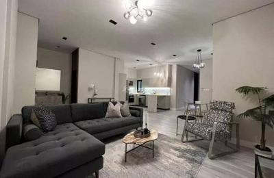 Apartment in North Riyadh，Al Malqa 3 bedrooms 98500 SAR - 87740907