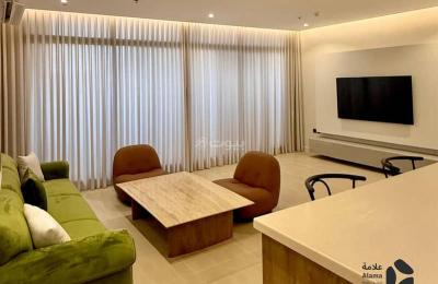 Executive 3-bedroom apartment with a maid's room and storage