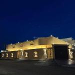 Building for sale in Al-Falah neighborhood