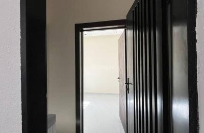 Apartment in East Riyadh，Al Rimal 3 bedrooms 34800 SAR - 87775648