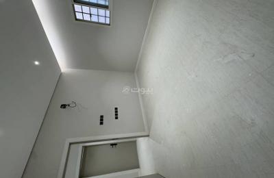 For rent: a fully renovated apartment in Al-Ishbiliyah, Riyadh