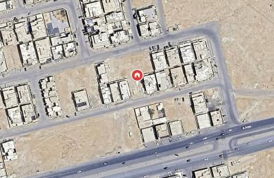 The villa has an area of 211 in the Al-Mahdiyah neighborhood.