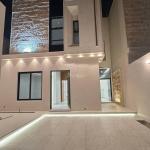 Villa in King Fahd District 4 bedrooms 860000 SAR - 87765562