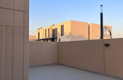 Villa 250 SQM Facing North with 4 Bedrooms