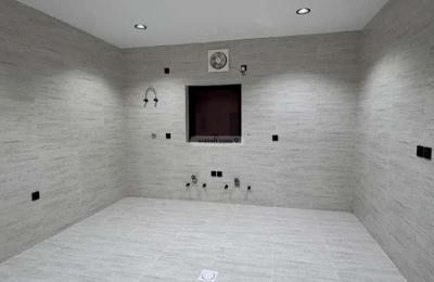 Apartment with 7 Bedrooms