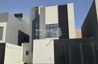 Floor 142.4 SQM with 4 Bedrooms