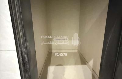 Apartment with 6 Bedrooms