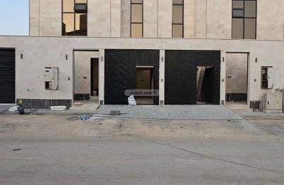 Floor 181.84 SQM with 5 Bedrooms