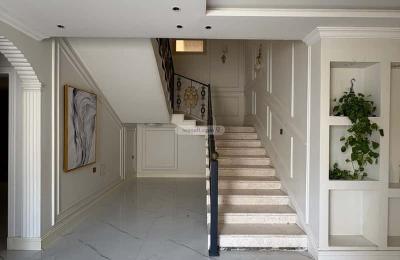 Villa 424.38 SQM Facing West with 8 Bedrooms