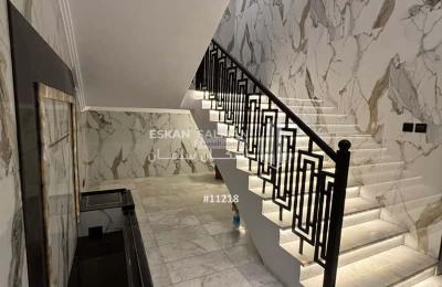 Apartment 185.23 SQM with 5 Bedrooms