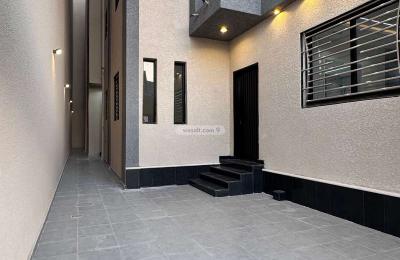 Floor with 6 Bedrooms