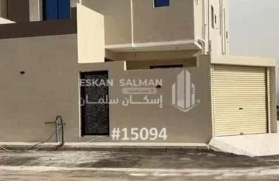 Villa 304.36 SQM Facing North West on 25m Width Street