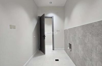 Apartment 275 SQM with 6 Bedrooms