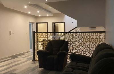 Villa 325 SQM Facing North