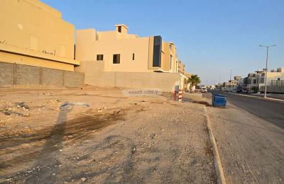 Land 250 SQM Facing West on 32m Width Street