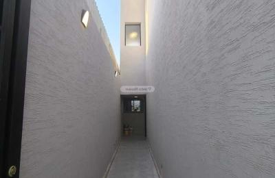 Floor with 5 Bedrooms