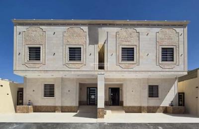 Villa 400 SQM Facing West on 15m Width Street