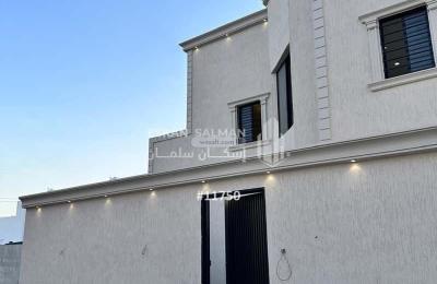 Villa 400 SQM Facing North on 20m Width Street