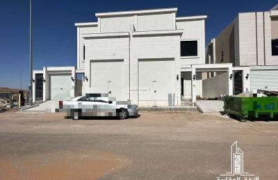 Villa 600 SQM Facing East on 15m Width Street