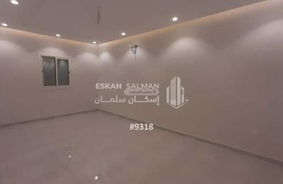 Villa 300 SQM Facing North on 15m Width Street