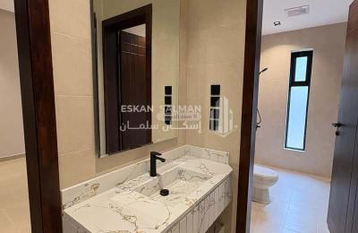 Apartment with 4 Bedrooms