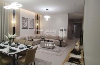 Apartment with 6 Bedrooms