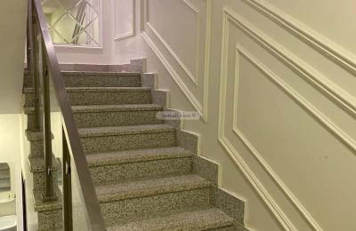 Villa 300 SQM Facing West with 5 Bedrooms